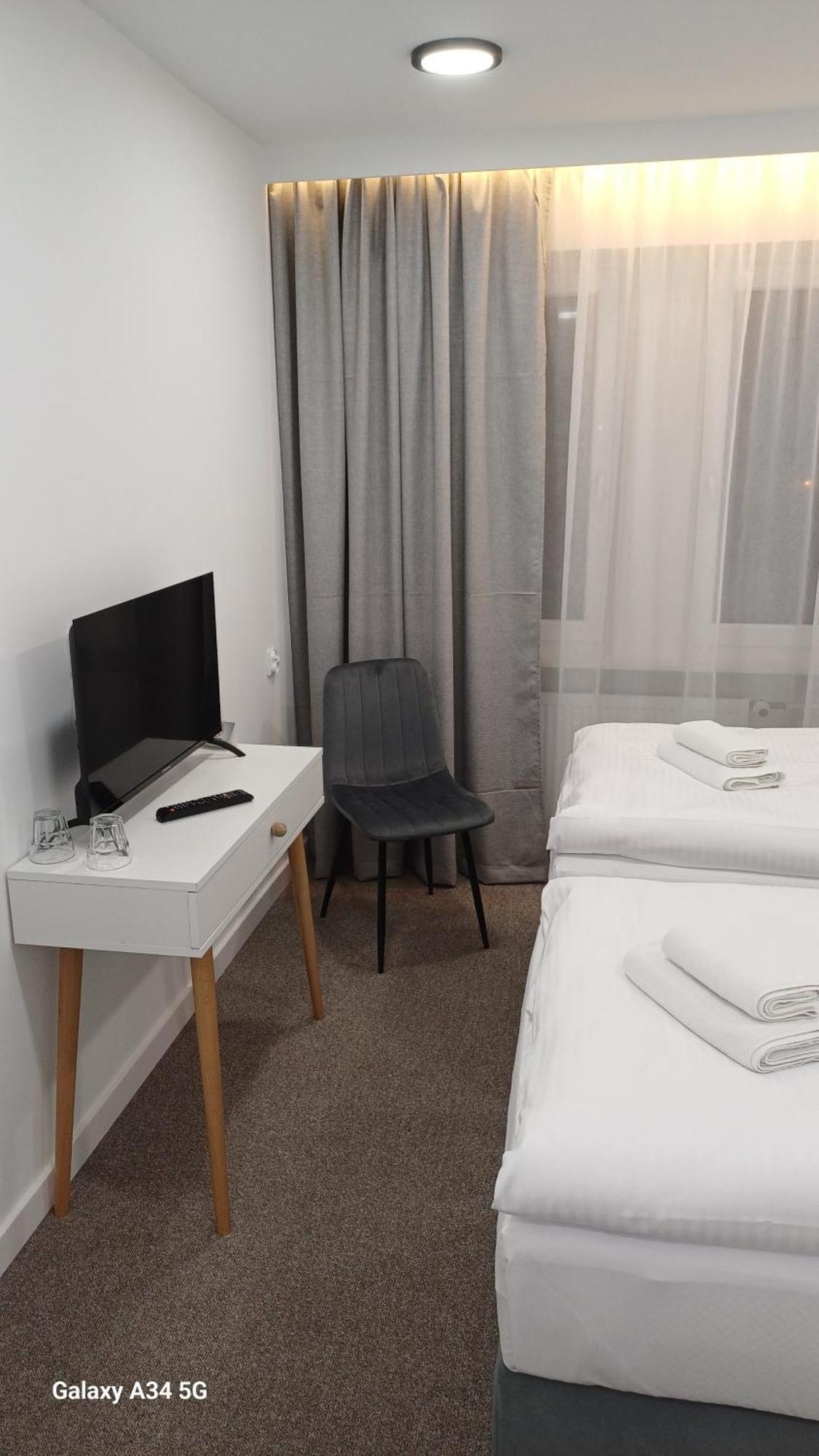 Hotel Piast Mysliborz Exterior photo